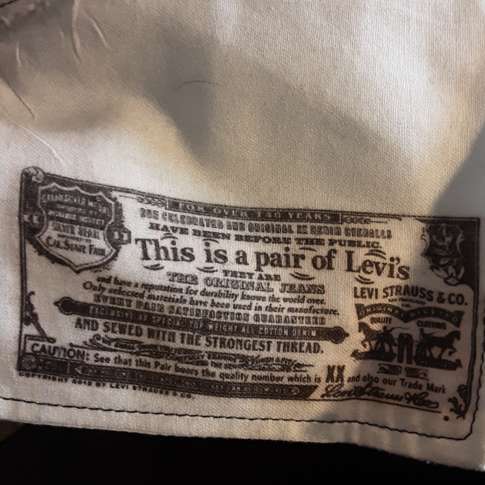 Levi’s 501 Jeans - Picture 5 of 5
